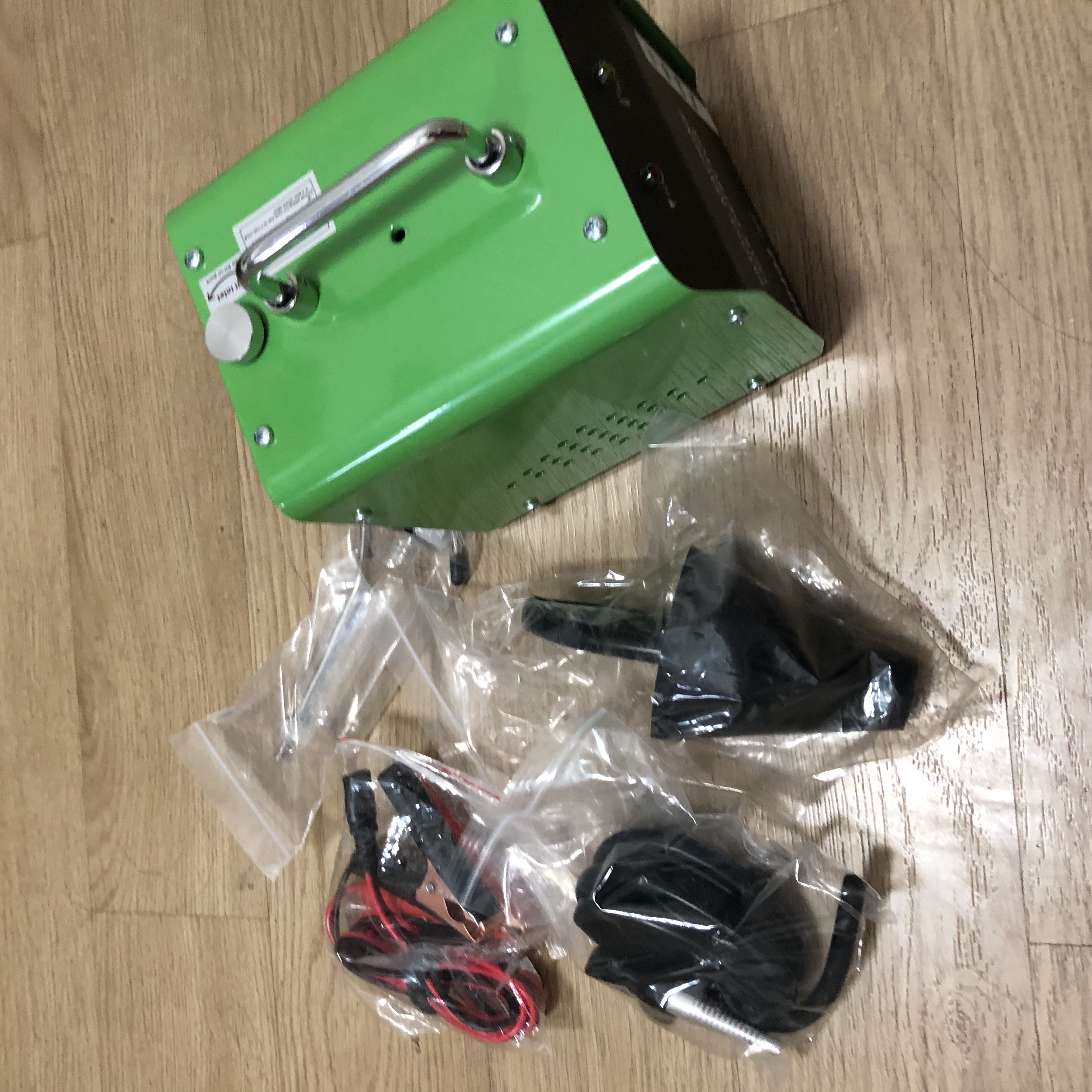 Smoke Leak Detector - Automotive Smoke Machine Air Pressure Leak